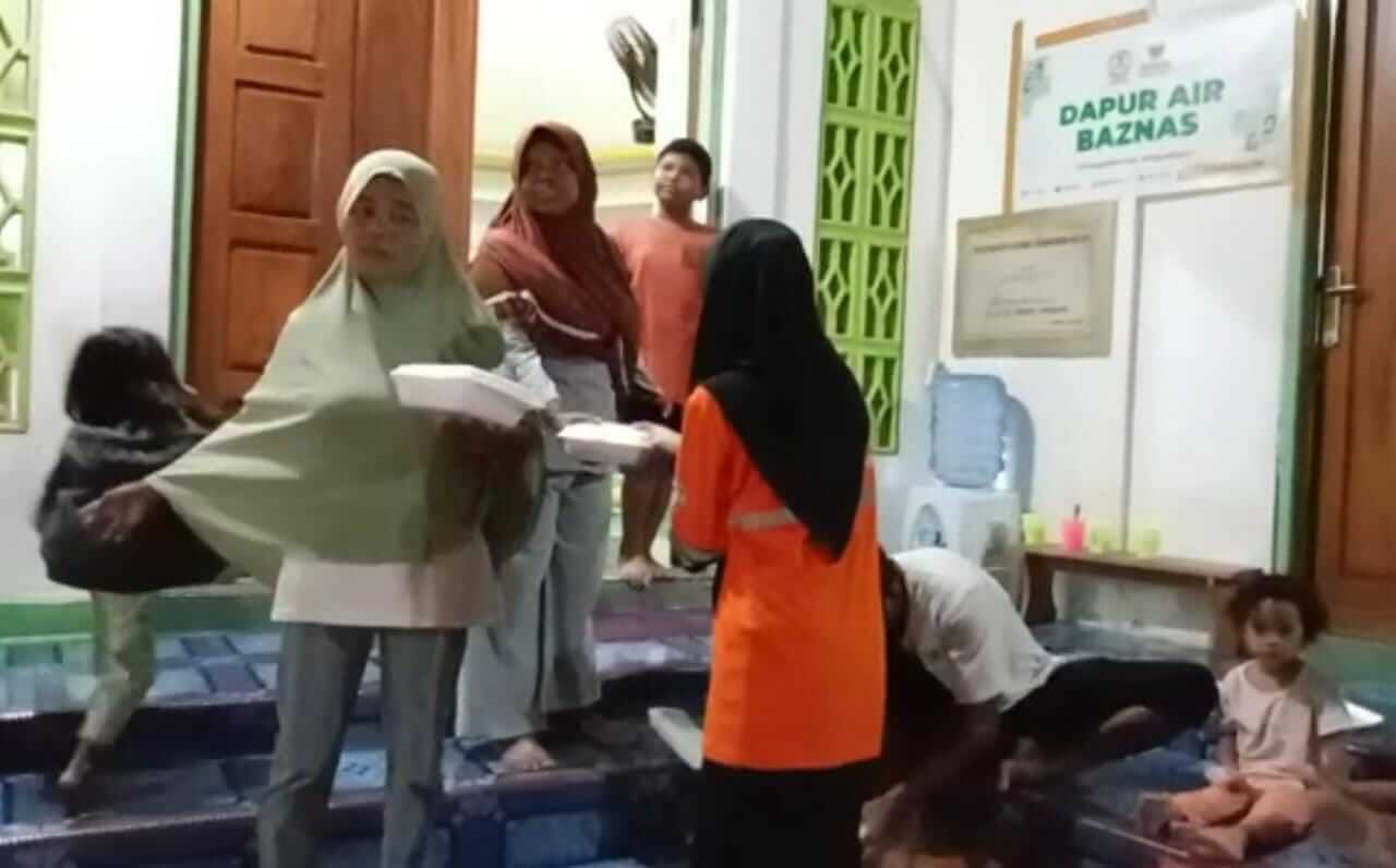 BAZNAS Salurkan Bantuan 400 Paket Makanan Untuk Korban Gempa Jayapura