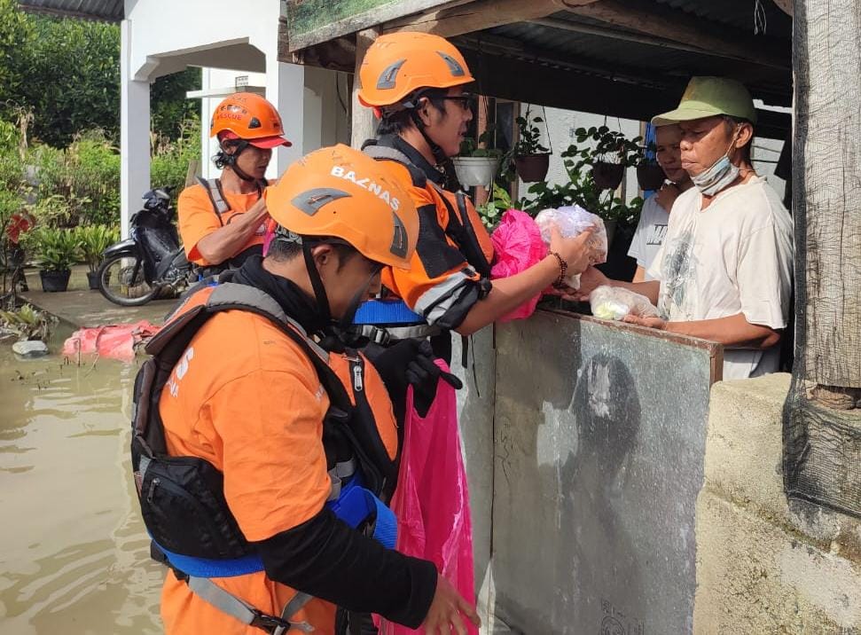 BAZNAS RI Terjunkan Tim BTB Bantu Korban Banjir Di Jambi Dan Bandung