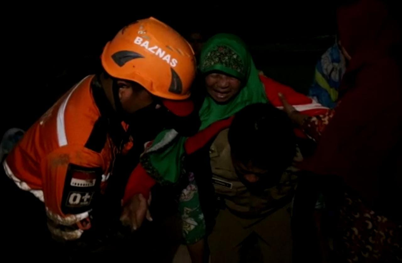 BAZNAS Kerahkan Tim Bantu Evakuasi Korban Gempa di Cianjur