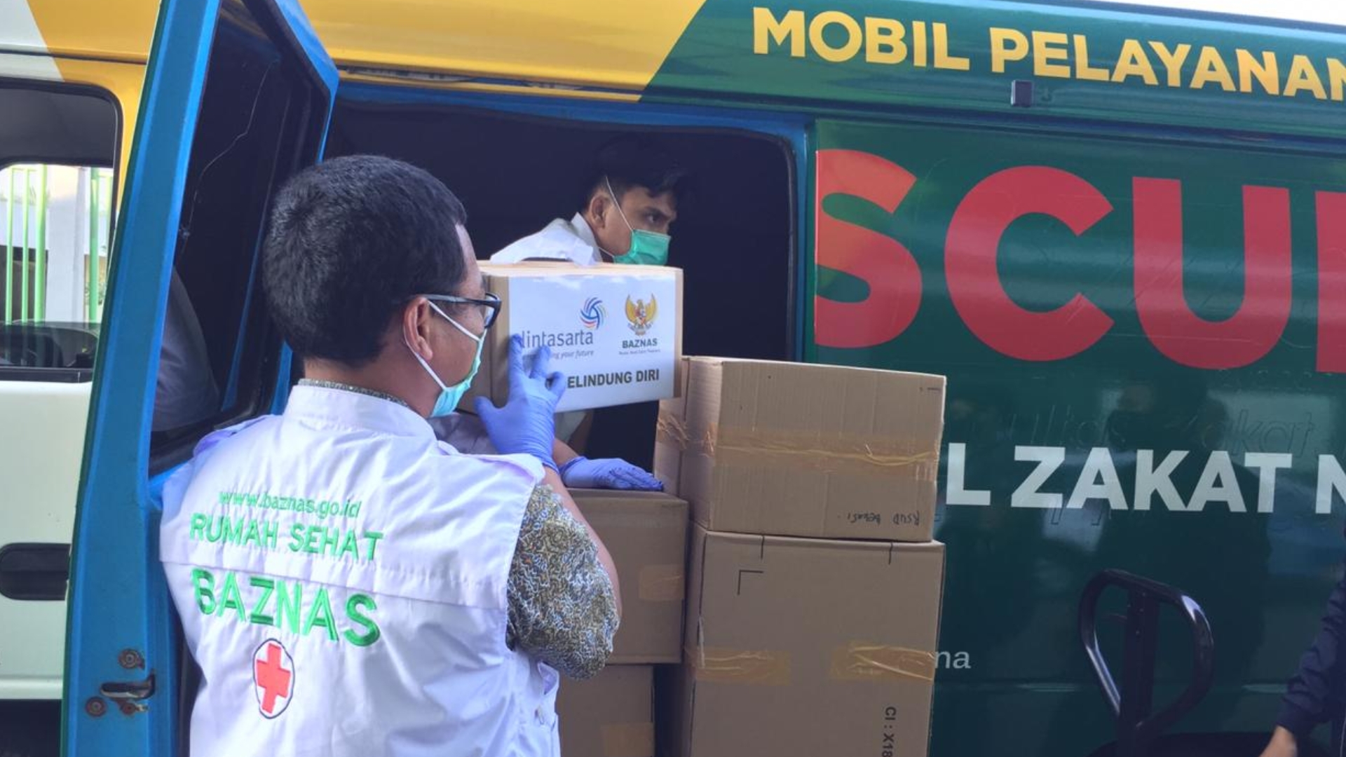 BAZNAS Salurkan Bantuan APD ke Gugus Tugas Percepatan Penanganan Covid-19 Kota Bekasi