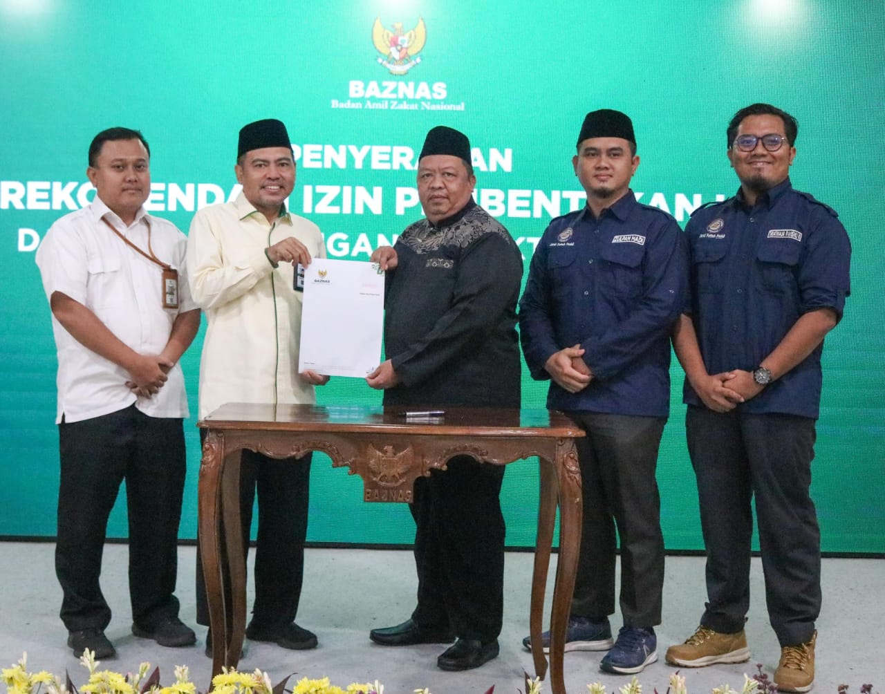 Dorong Potensi Zakat Di Indonesia Baznas Berikan Rekomendasi Izin Pembentukan Tiga Laz Baznas 9987