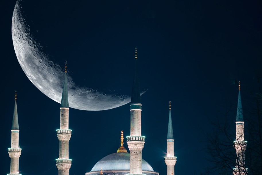 Kelebihan Bersedekah di Bulan Ramadhan yang Perlu Kamu Ketahui